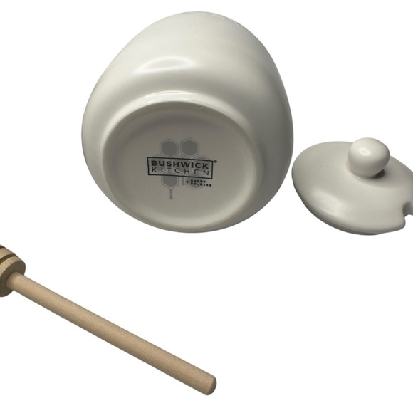 Bushwick Kitchen Honey Pot + Dipper Ceramic Jar & Lid with Wood Dipper 14oz NIB - Picture 4 of 7